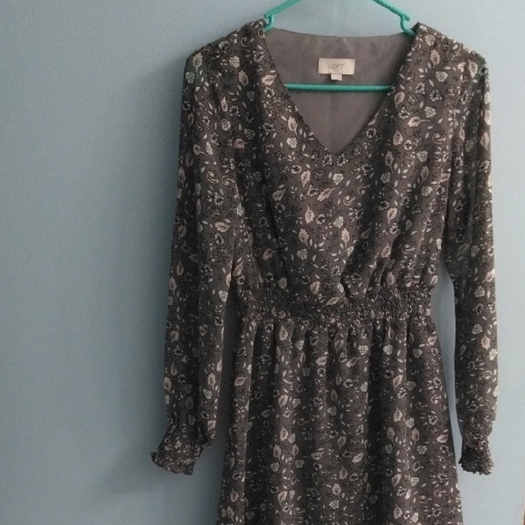 LOFT Floral Dress - Picture 2 of 4